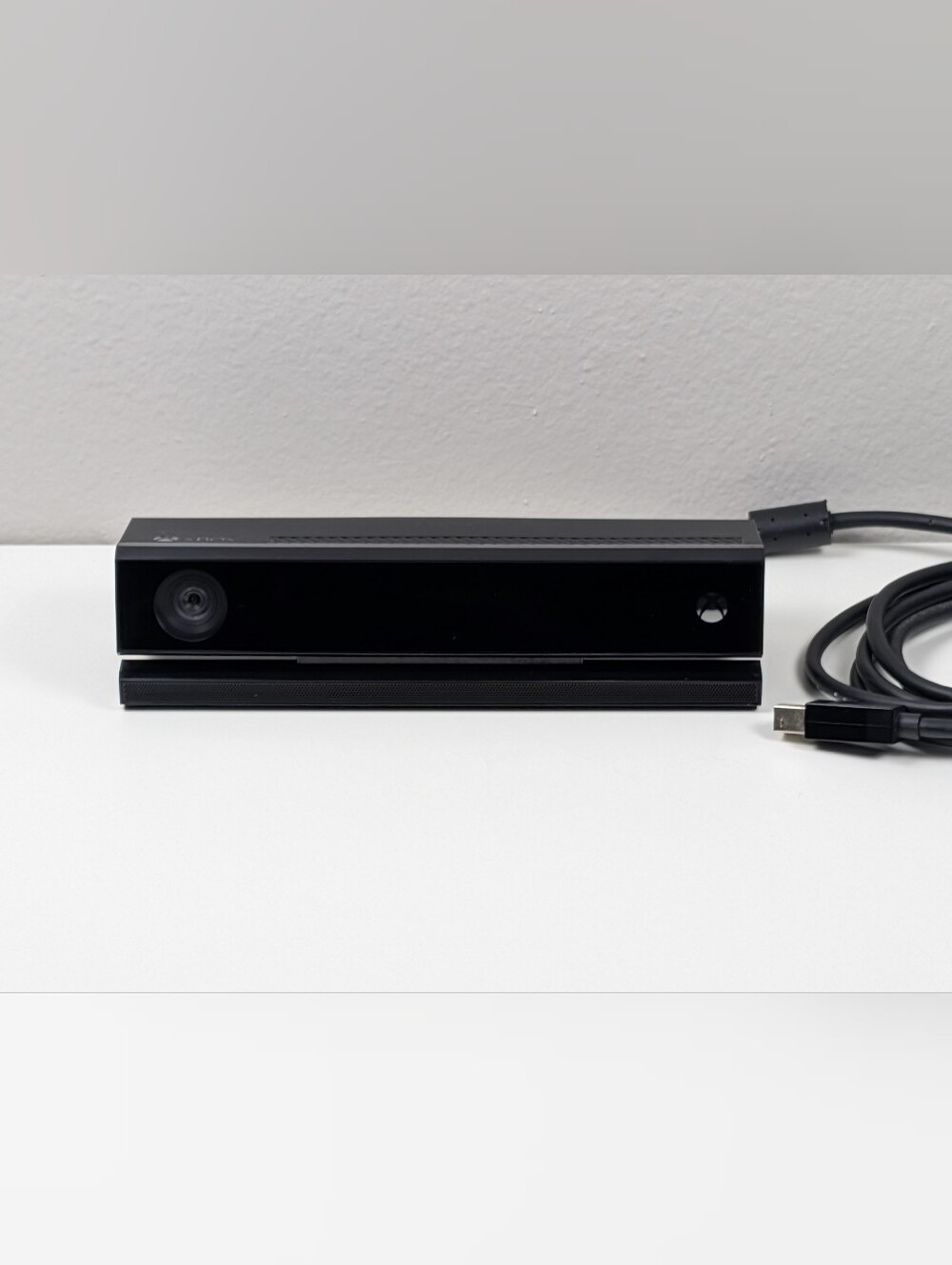 Microsoft Xbox One Kinect Sensor Camera Model 1520 Tested
